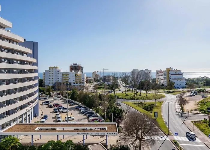 Pt Lux Collection At Oa *