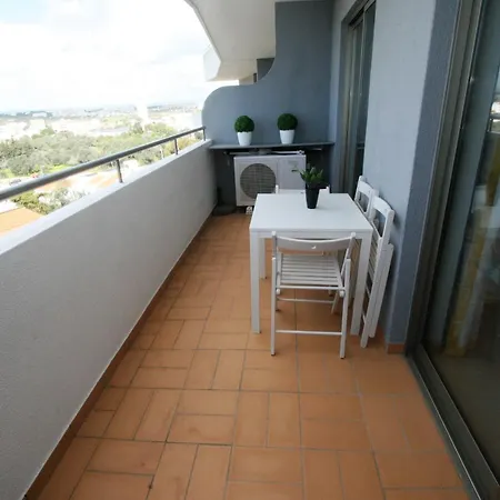 Algarve Retreat, Beautiful One Bed At Oa Apartment Portimao